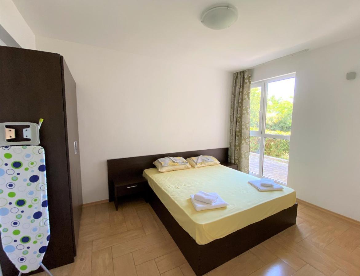 Panorama Kabakum Apartments - Free Parking Golden Sands Esterno foto