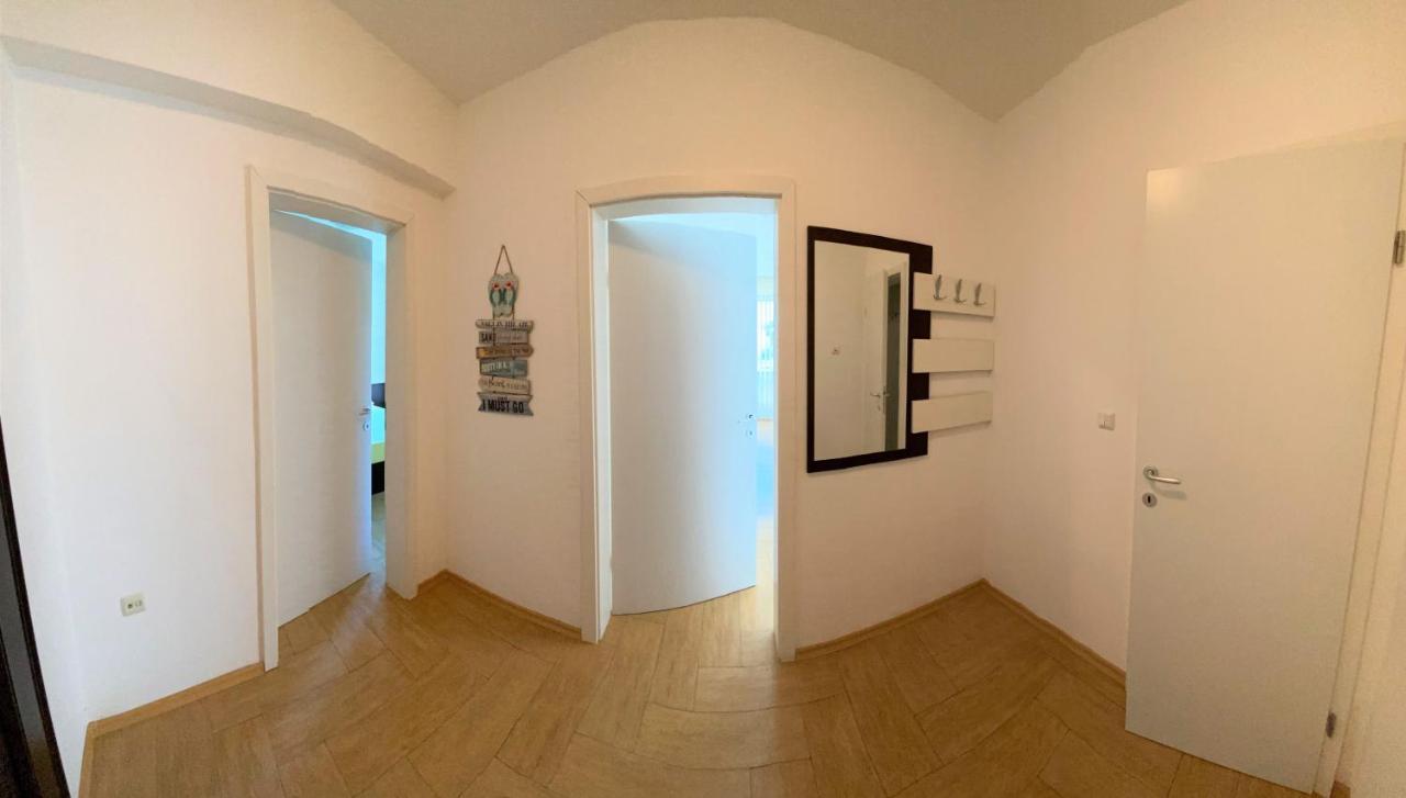 Panorama Kabakum Apartments - Free Parking Golden Sands Esterno foto