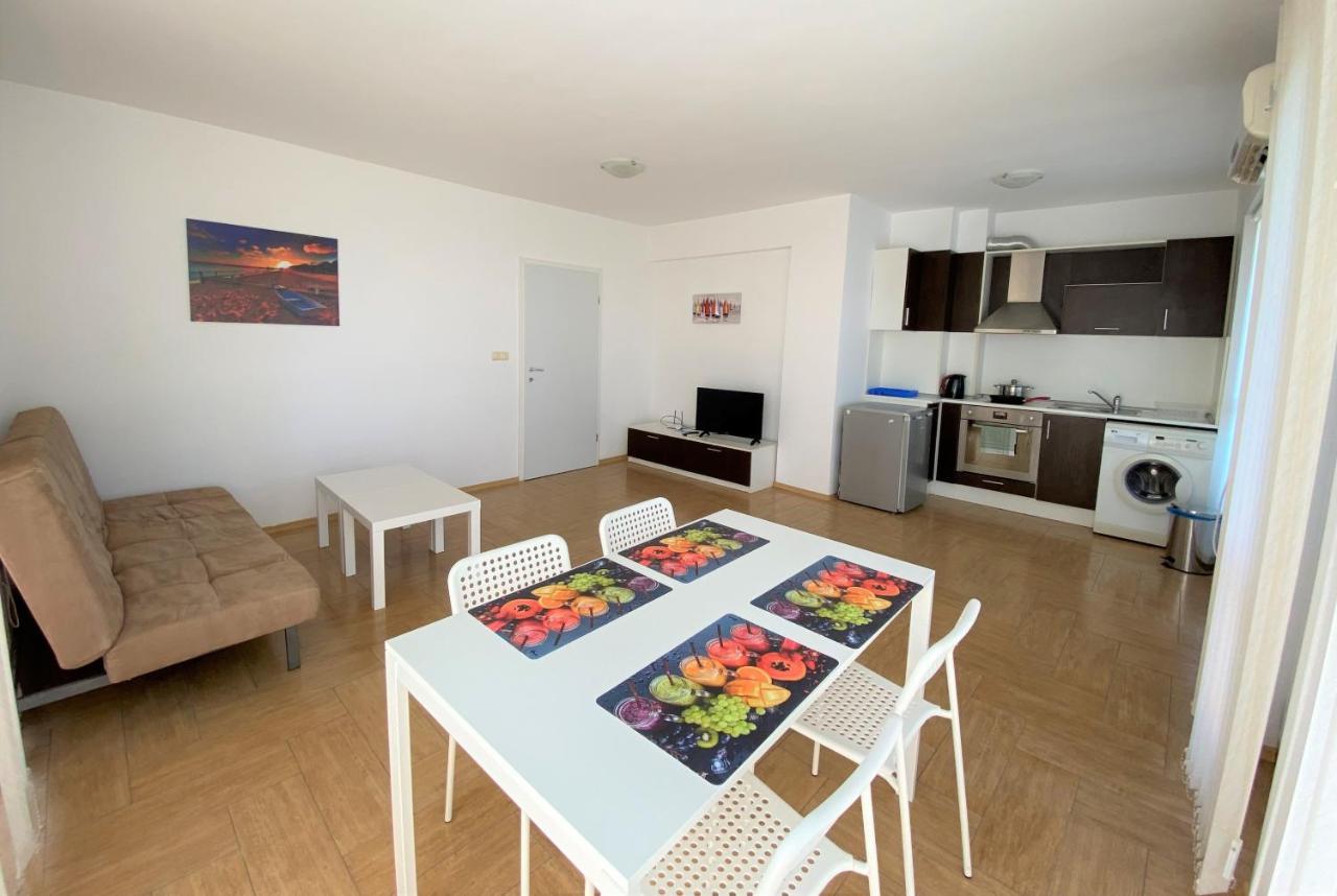 Panorama Kabakum Apartments - Free Parking Golden Sands Esterno foto