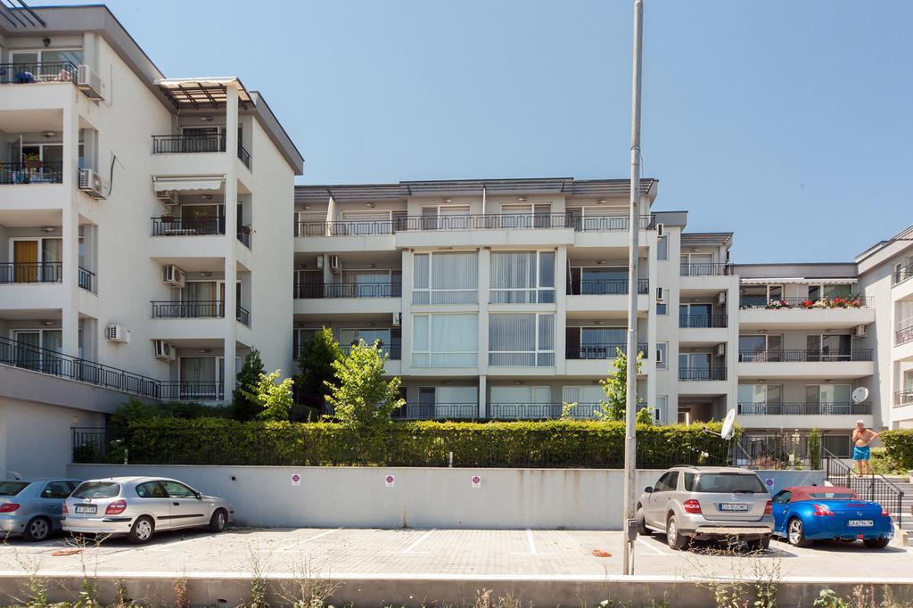 Panorama Kabakum Apartments - Free Parking Golden Sands Esterno foto