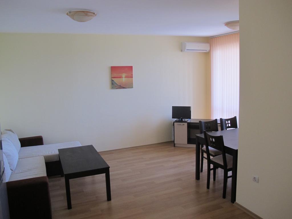 Panorama Kabakum Apartments - Free Parking Golden Sands Esterno foto