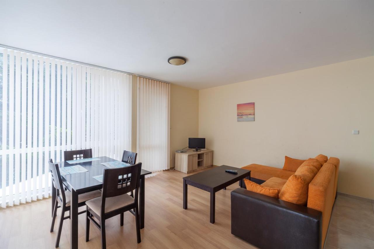 Panorama Kabakum Apartments - Free Parking Golden Sands Esterno foto