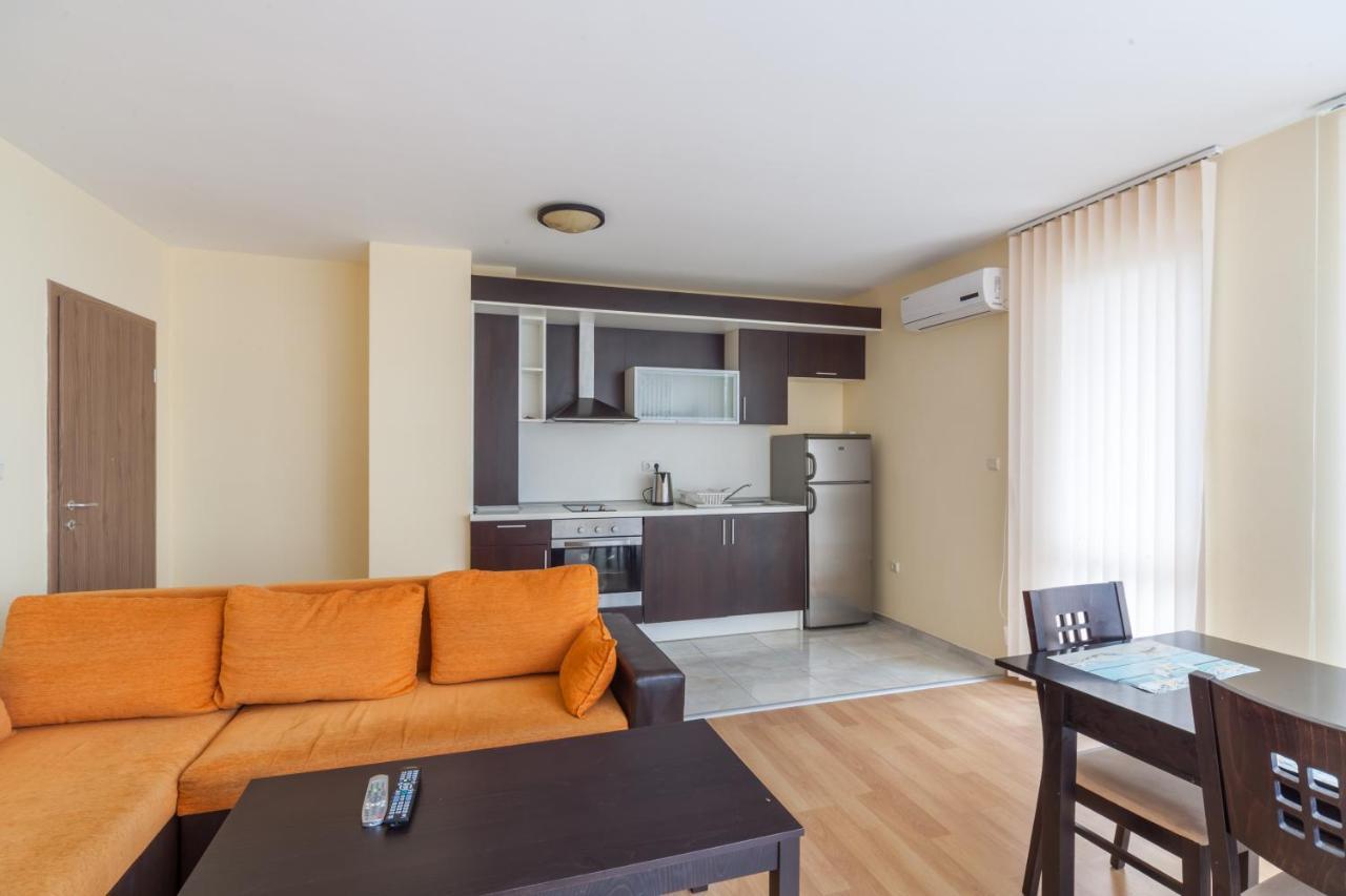 Panorama Kabakum Apartments - Free Parking Golden Sands Esterno foto