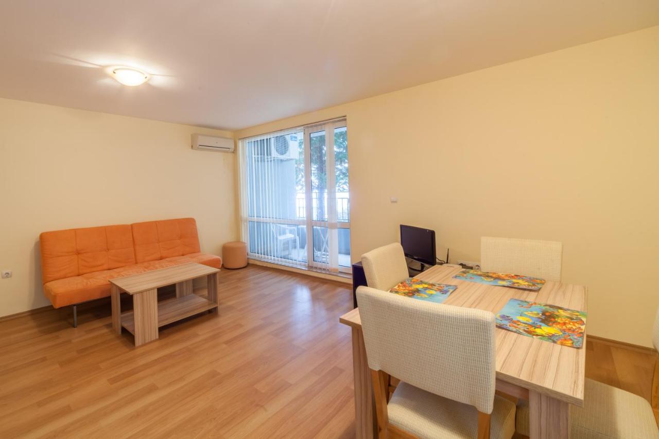 Panorama Kabakum Apartments - Free Parking Golden Sands Esterno foto
