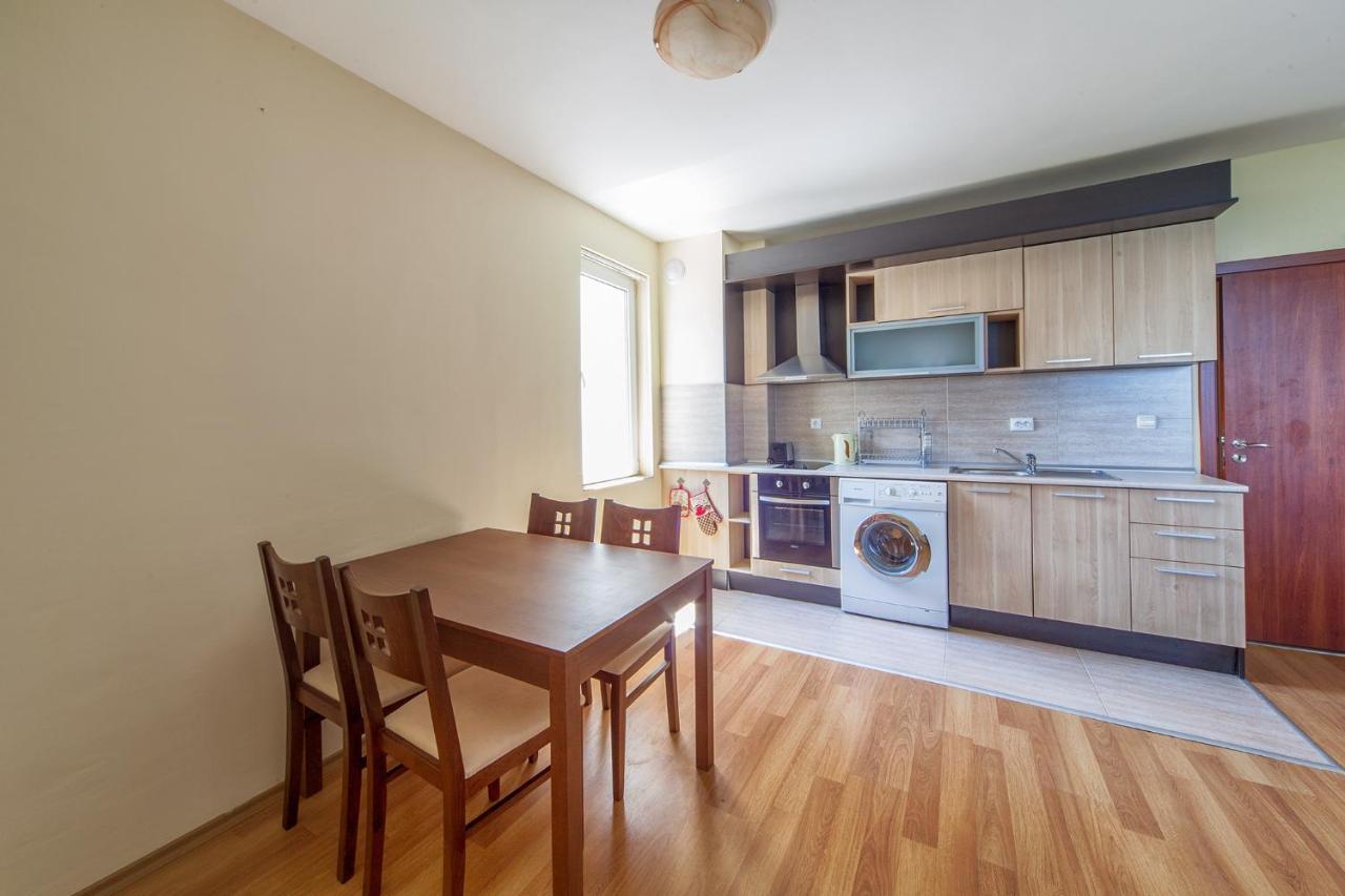 Panorama Kabakum Apartments - Free Parking Golden Sands Esterno foto