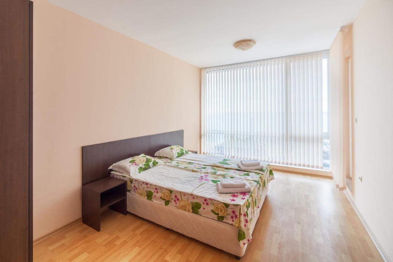 Panorama Kabakum Apartments - Free Parking Golden Sands Esterno foto