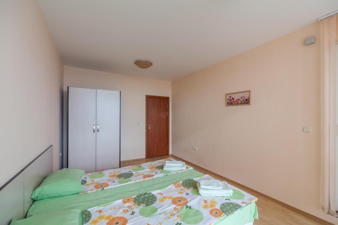 Panorama Kabakum Apartments - Free Parking Golden Sands Esterno foto