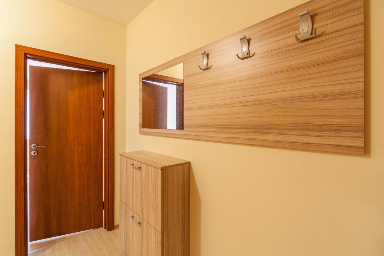 Panorama Kabakum Apartments - Free Parking Golden Sands Esterno foto